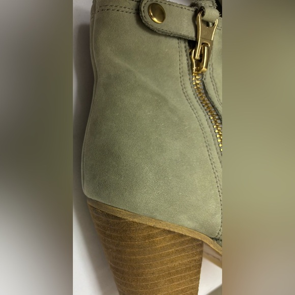 ALDO Green-Gray Leather Zip High Heel Ankle Boots Womens Size 9 - Picture 6 of 15